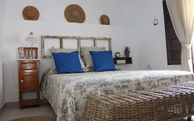 Casita De Pueblo Reformada, Terraza Con Vistas Preciosas Y Parking Privado